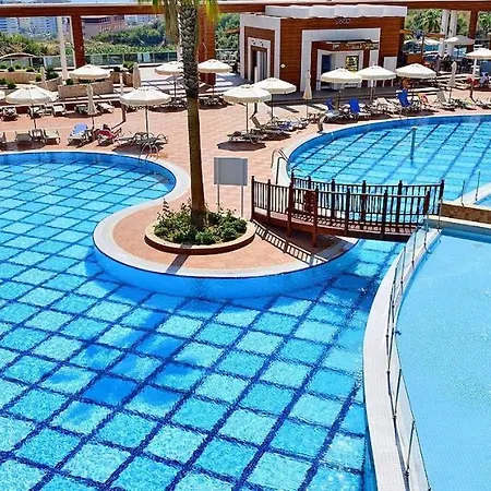 Best Quality 5 Star Azura Park 21 *